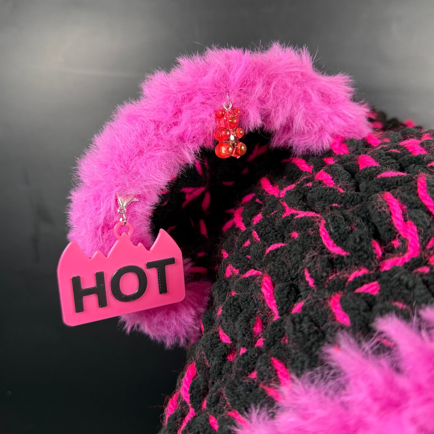Hot🔥 Pink🩷