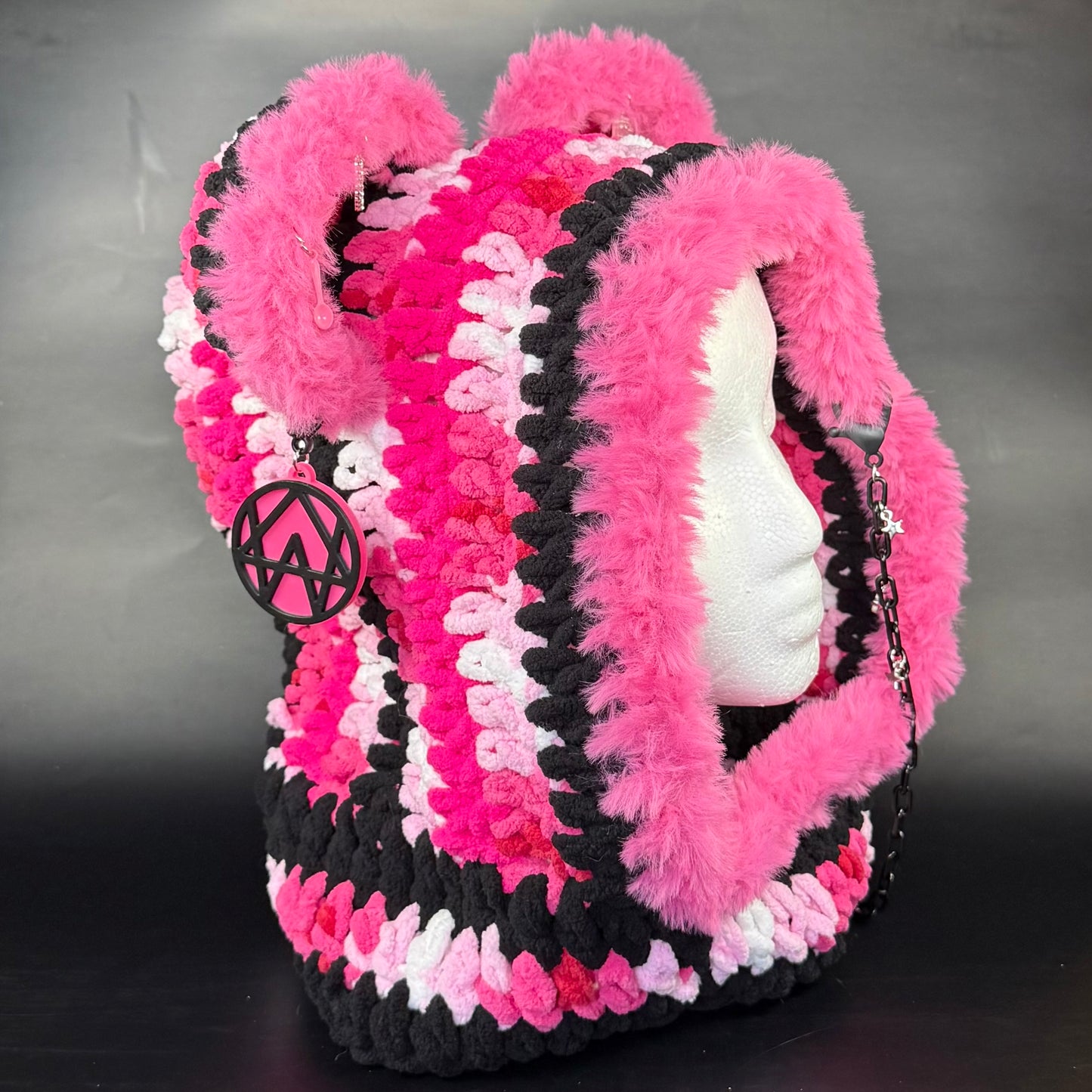 Alison Wonderland Pink