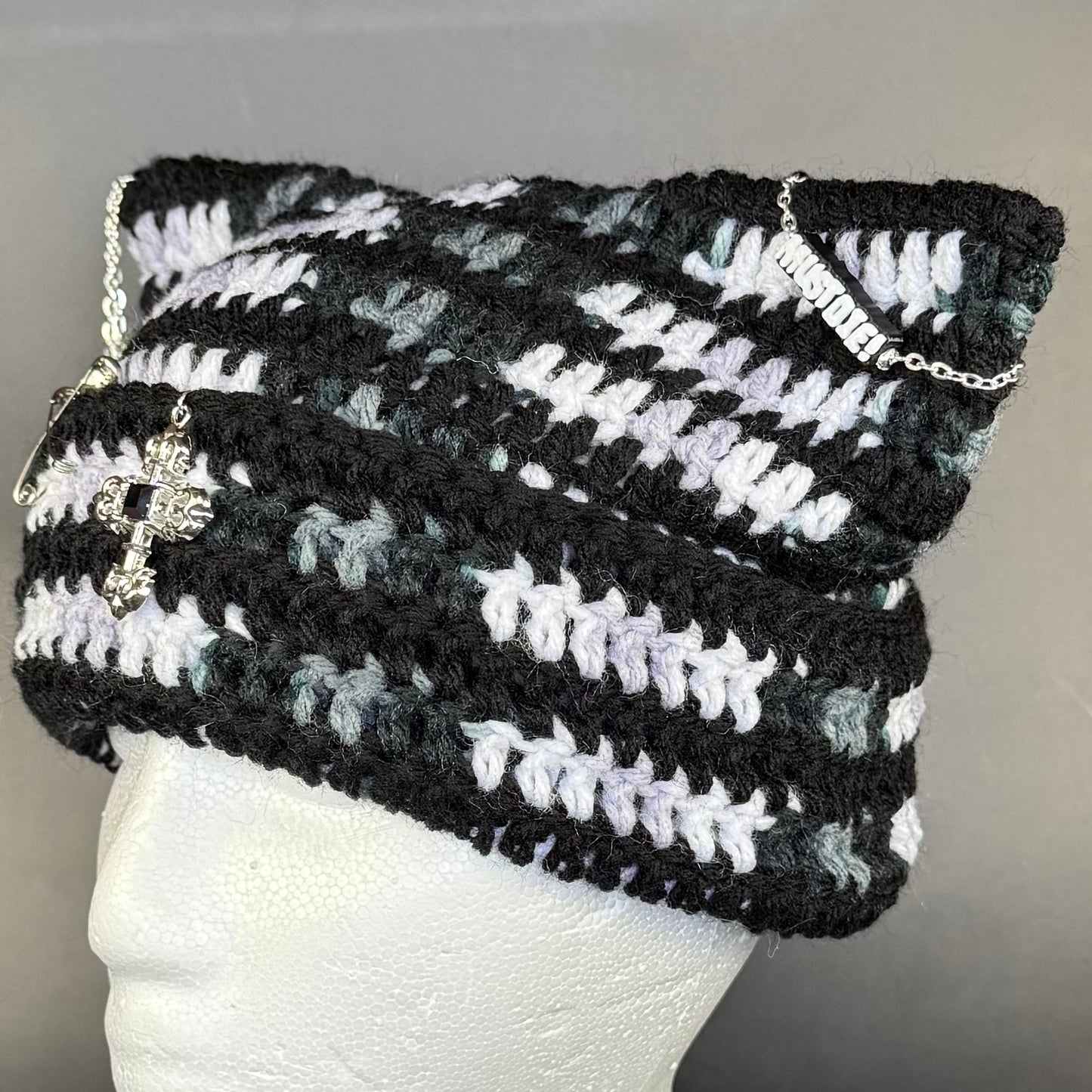 MustDie! Beanie
