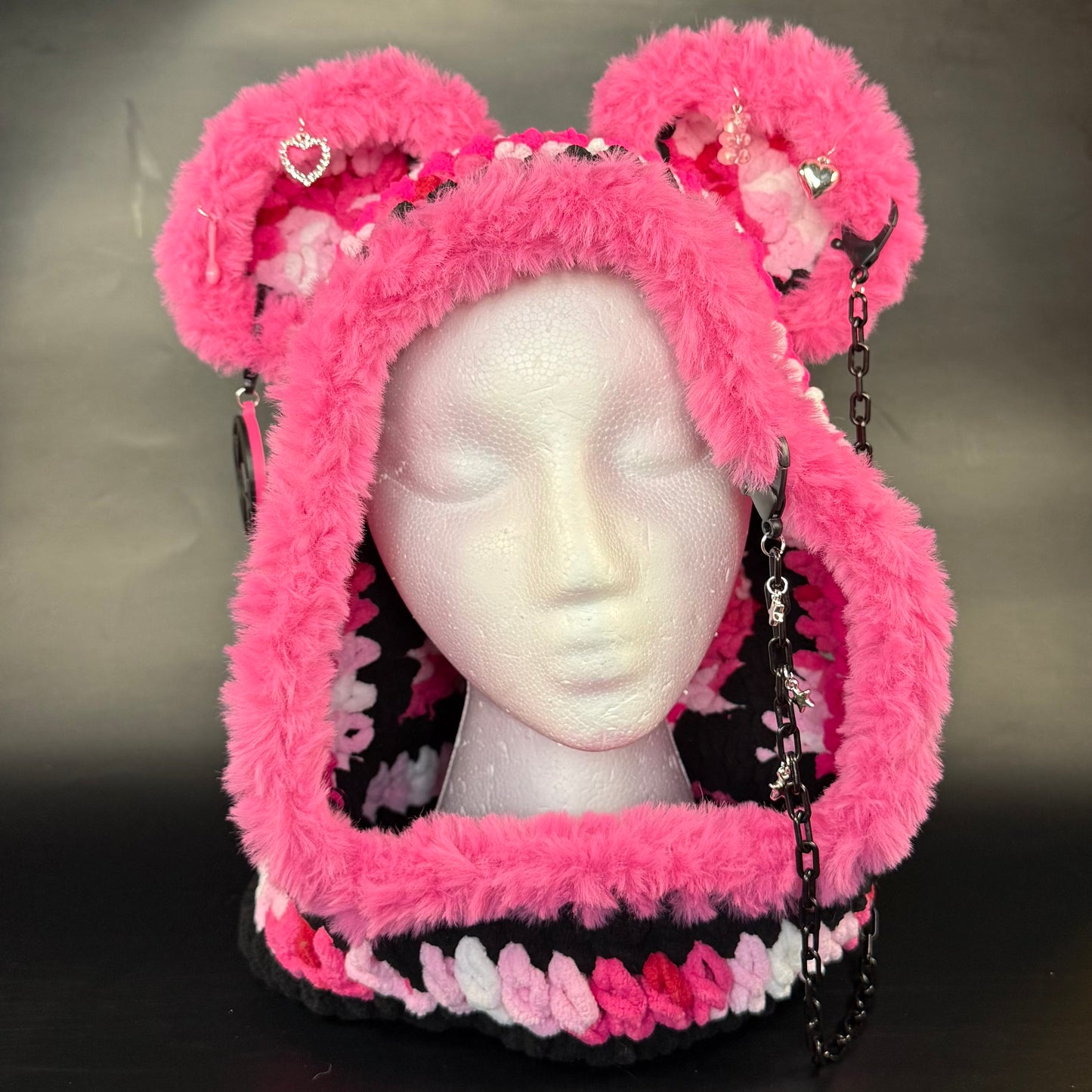 Alison Wonderland Pink