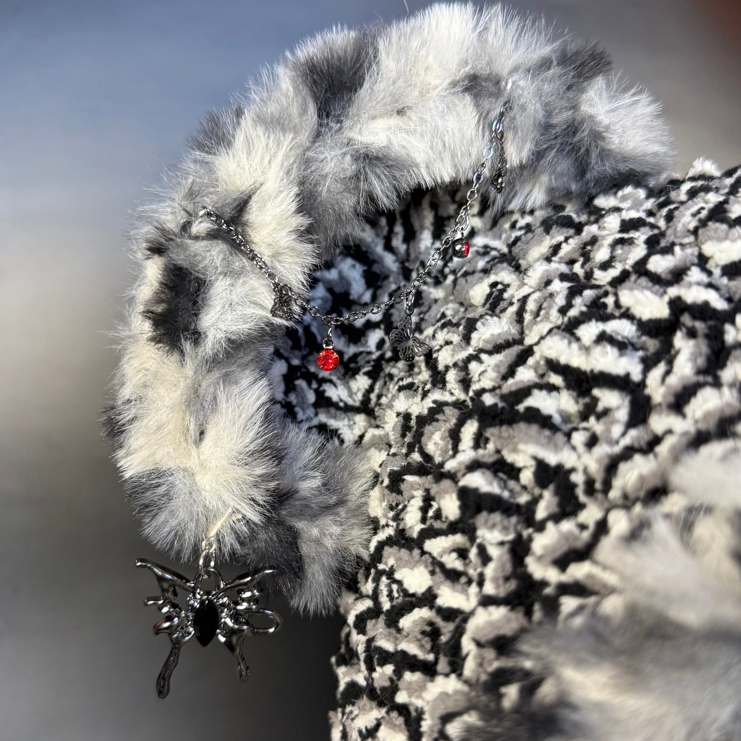 Black and White🕸️