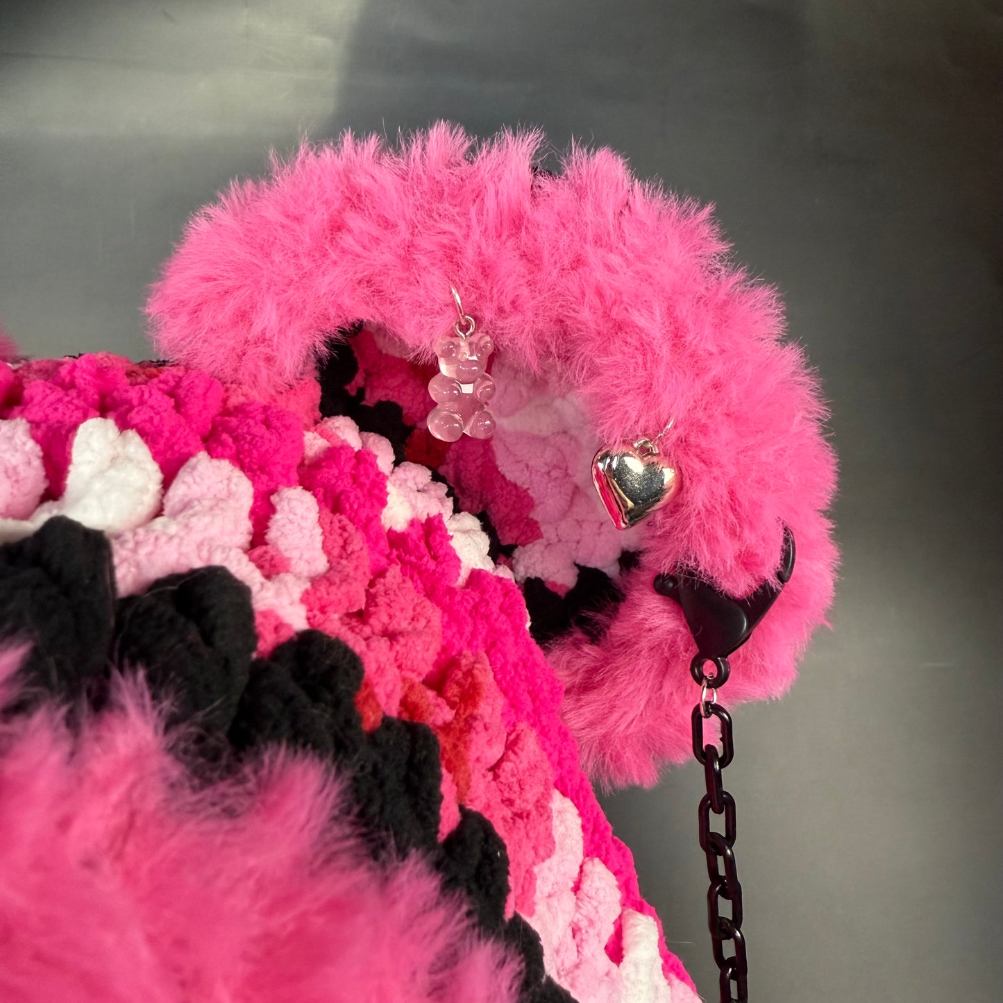 Alison Wonderland Pink